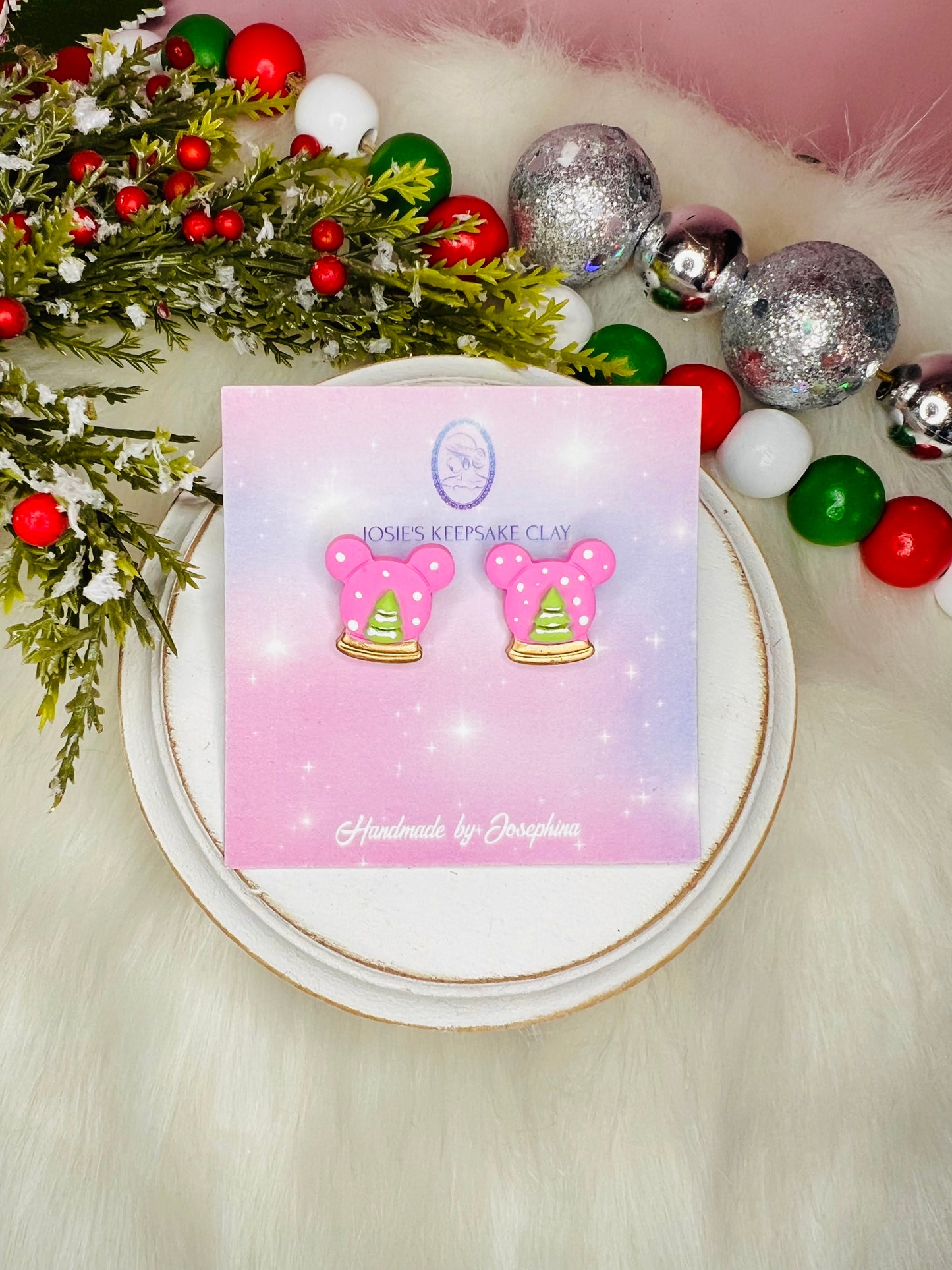 Mouse snowglobe studs